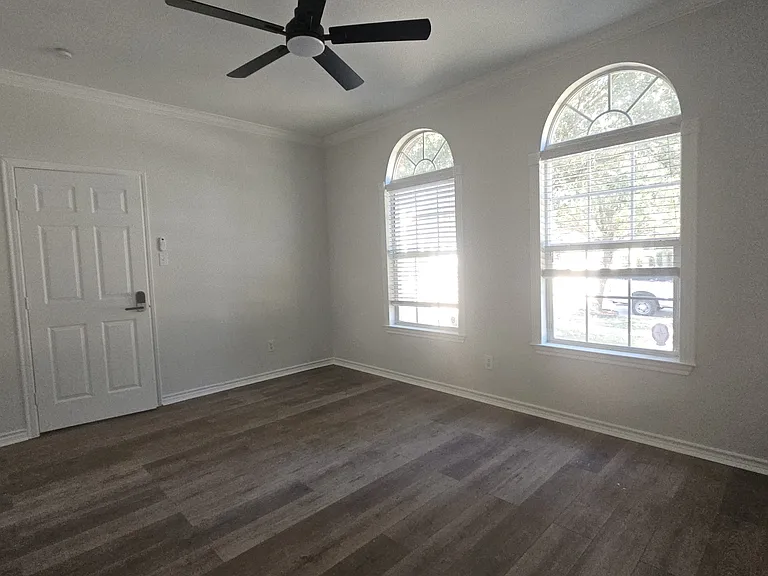 1738 Rock Ridge Dr — Photo 7
