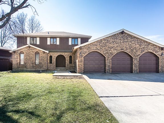 4th image of 1019 W Sable Dr