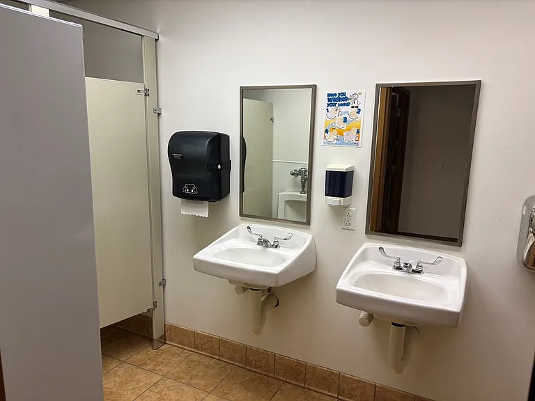 447 Career Ln — Photo 17