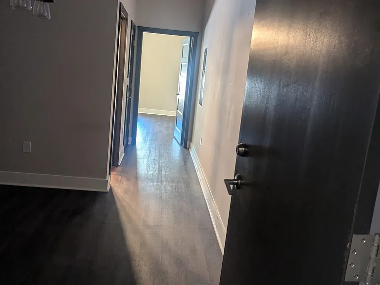 4 S King St #203 — Photo 1