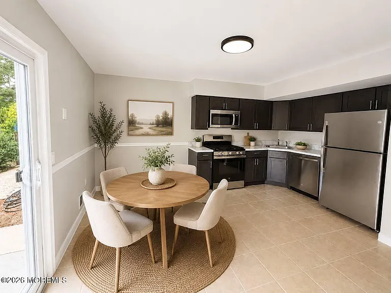 1144 Sawmill Rd #121 — Photo 10
