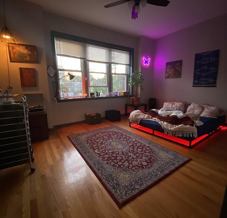 1st image of 4401 N Drake Ave