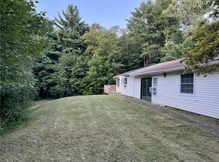 110 Davis Rd, Salt Point, NY 12578
