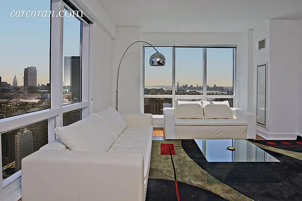 Sold by Corcoran | media 14