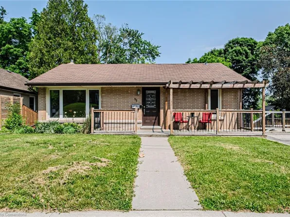 95 Berkley Rd, Cambridge, ON N1S 3G8