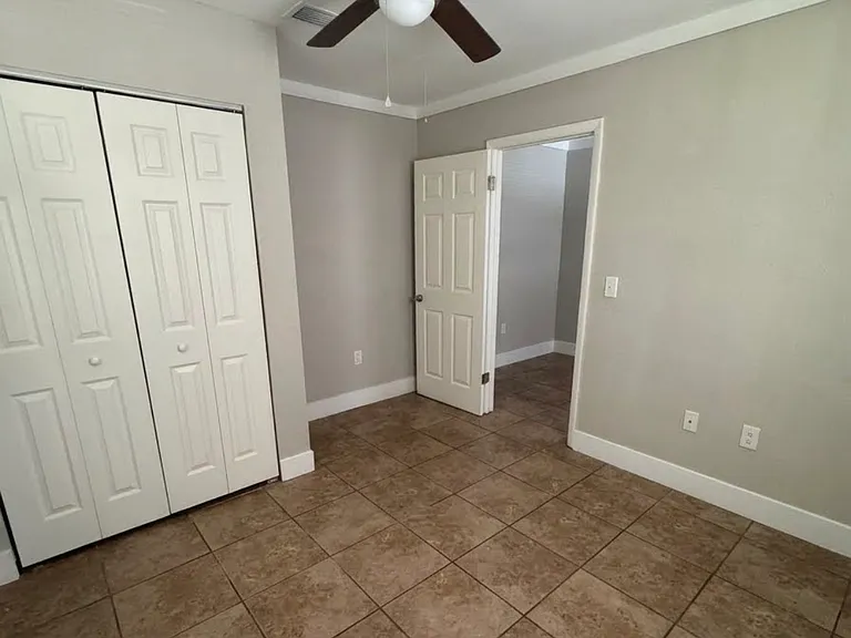 811 Florida Ave #819 — Photo 5