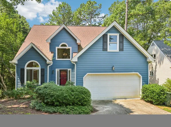 316 Trafalgar Ln, Cary, NC 27513