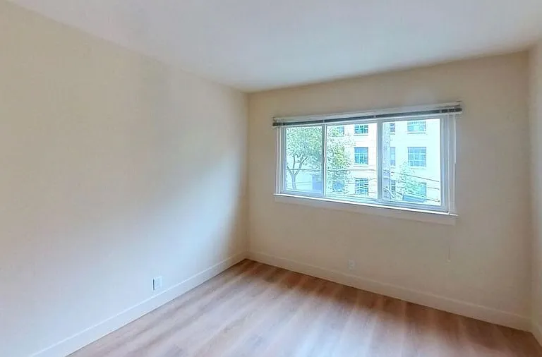 2255 Hearst — Photo 50