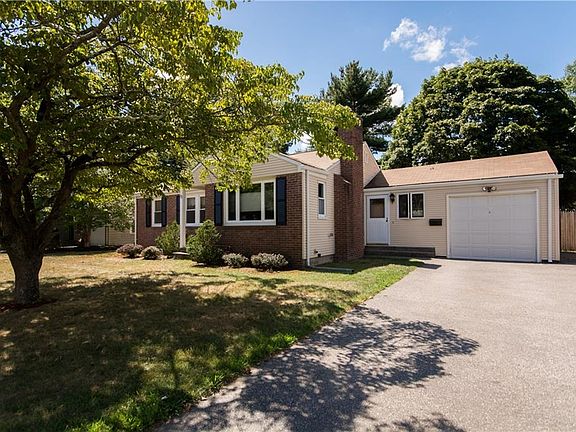 3rd image of 73 Plantation Dr