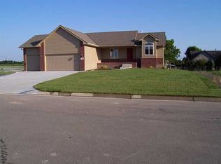 709 E Zuni St, Kechi, KS 67067