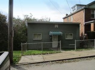 149 Locust St, Ambridge, PA 15003