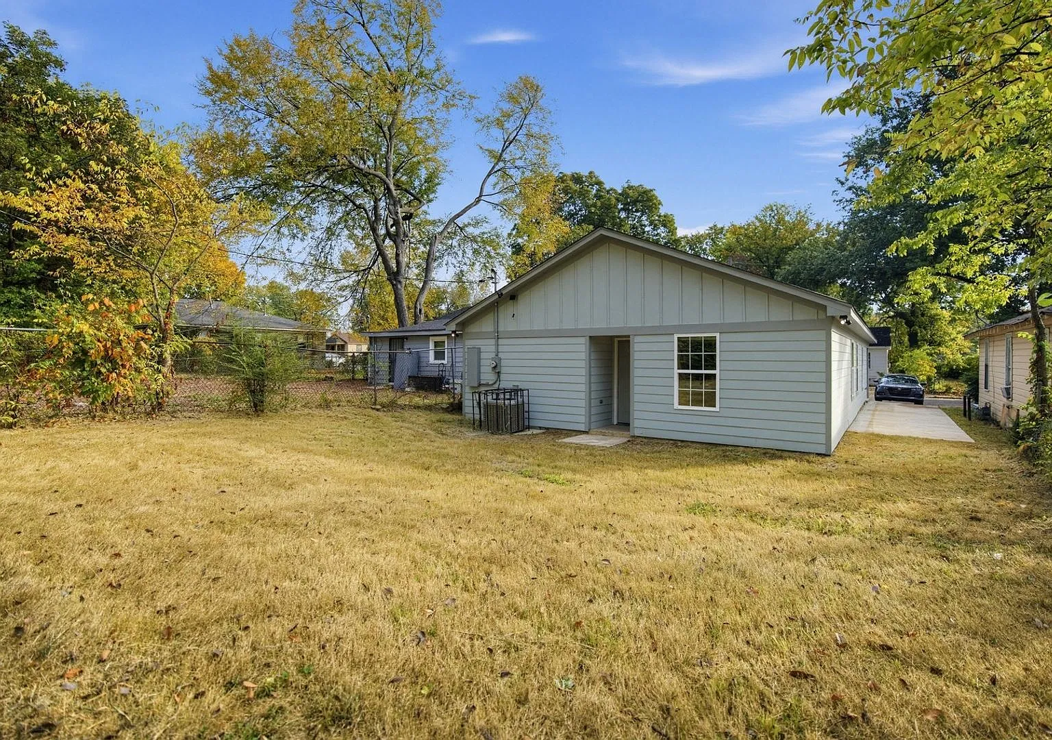 New Charming 4BR House in Memphis — Photo 4