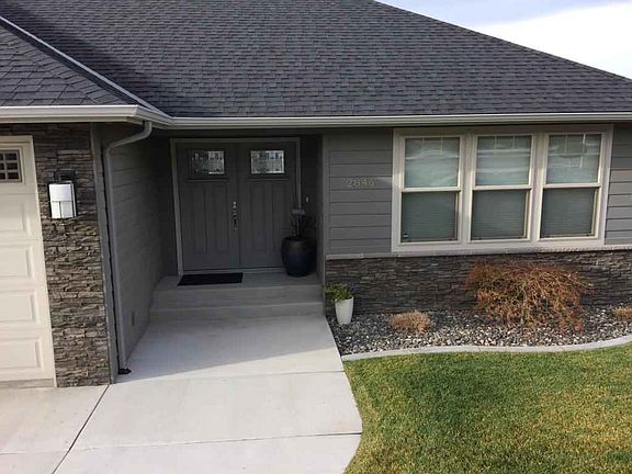 4th image of 2846 N Breckenridge Dr