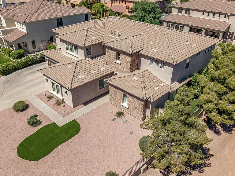20394 E Calle De Flores — Photo 28