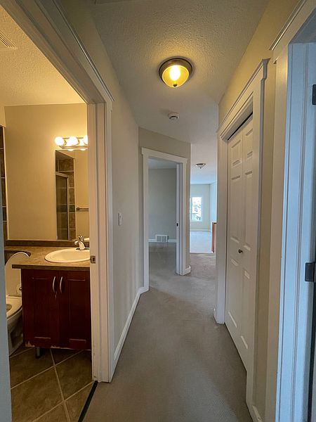 Edmonton House for rent - 3 Bedrooms — photo 22