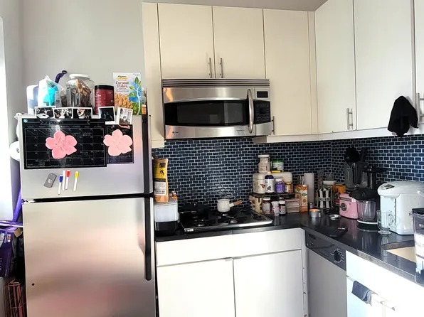 46 Grand Street image 3 of 6