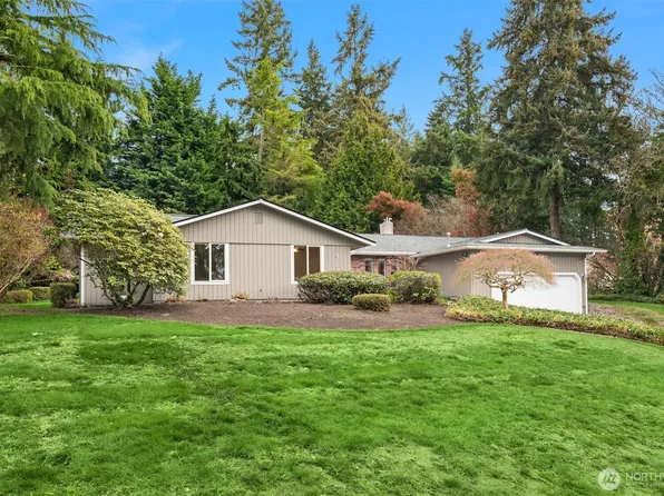 9205 34th Street E, Edgewood, WA 98371