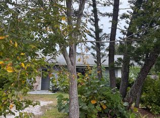 1401 Venetia St, Nokomis, FL 34275
