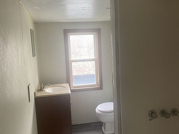 Upstairs Bathroom