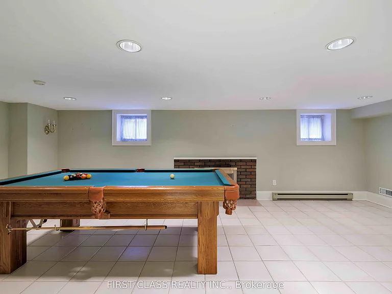 80 Douglas Dr — Photo 29