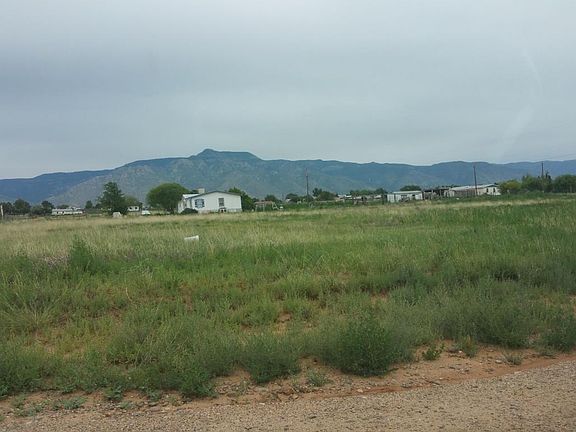 2nd image of 3 Sportsman Ct