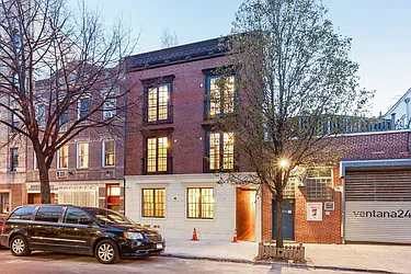 246 North 6th Street in Williamsburg