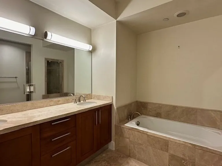 2020 Holly Dr #14 — Photo 36