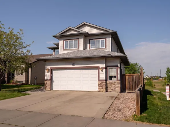 5108 63rd St, Beaumont, AB T4X 1V4