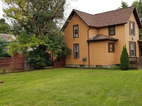 2nd image of 1101 Reid St