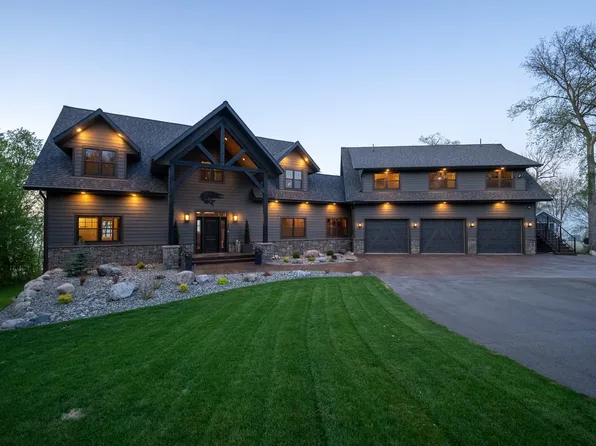 4380 Pine Point Dr NW, Walker, MN 56484