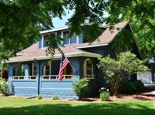 W61N805 Sheboygan Rd, Cedarburg, WI 53012