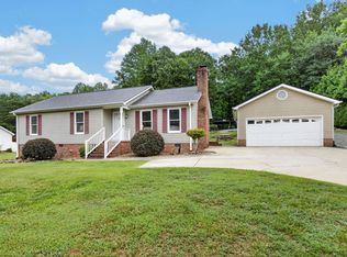 3572 Brown Rd, Greer, SC 29651