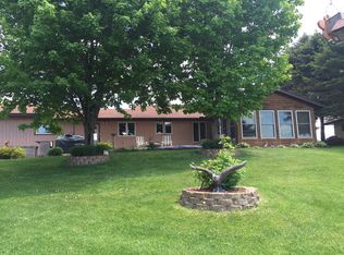 464 Golfview Ln, Amery, WI 54001
