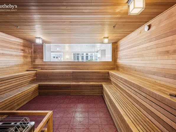 247 West 46th Street image 13 of 19