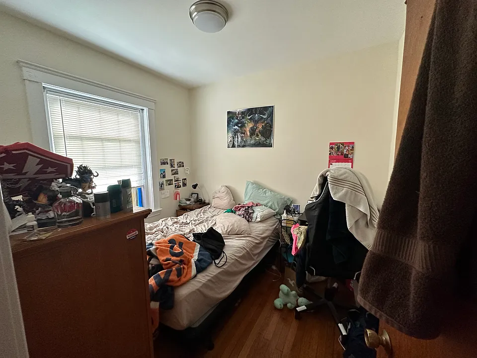 1315 Commonwealth Ave #304