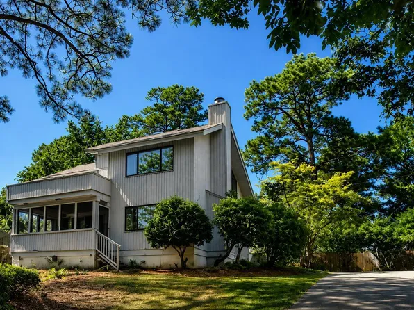 96 Ligustrum Ln, Columbia, SC 29209
