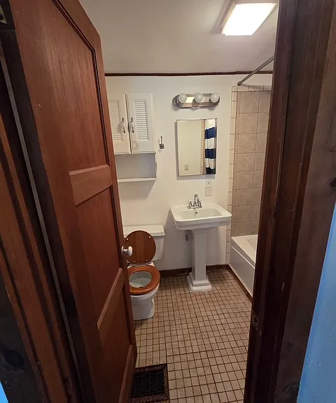 294 Main St #2 — Photo 8