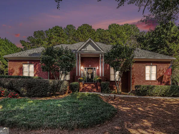 615 Wellington Dr, Winder, GA 30680