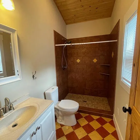 108 King St — Photo 10