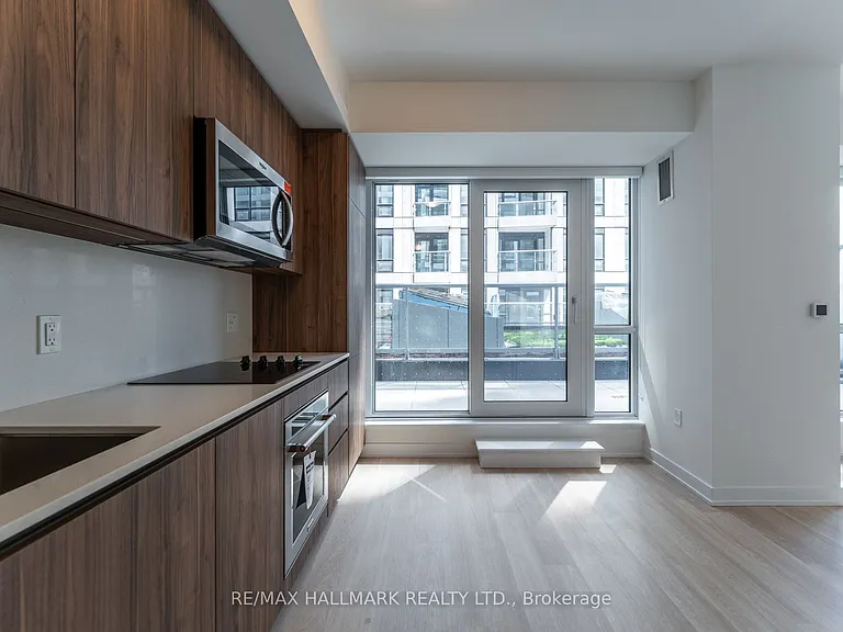 15 Richardson St #316 — Photo 13