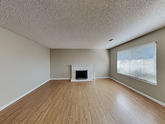 4th image of 755 San Marco St