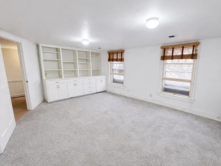 409 W State St #2 — Photo 1