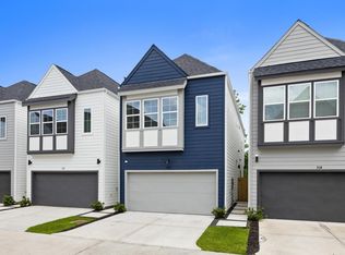 326 Neyland St, Houston, TX 77022