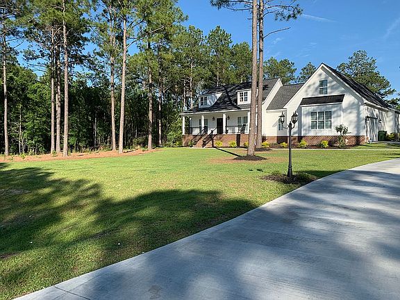 2nd image of 210 Tanglewood Dr