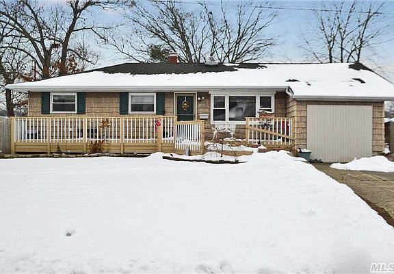 2nd image of 9 David Ln