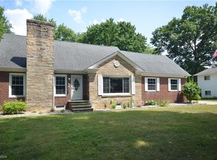 3853 Baird Rd, Stow, OH 44224