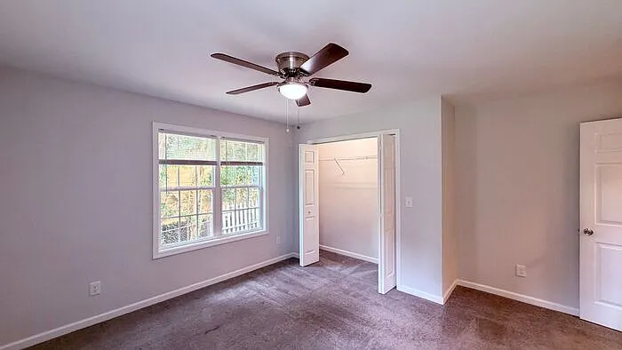 1681 Hadlock St SW — Photo 8