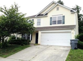 6004 Hidden Meadow Ln, Charlotte, NC 28269