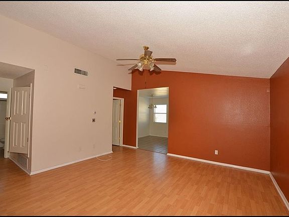 2nd image of 617 Esmeralda Armendariz Ave