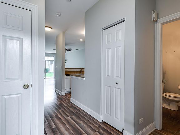 2nd image of 806 Woodewind Dr #806